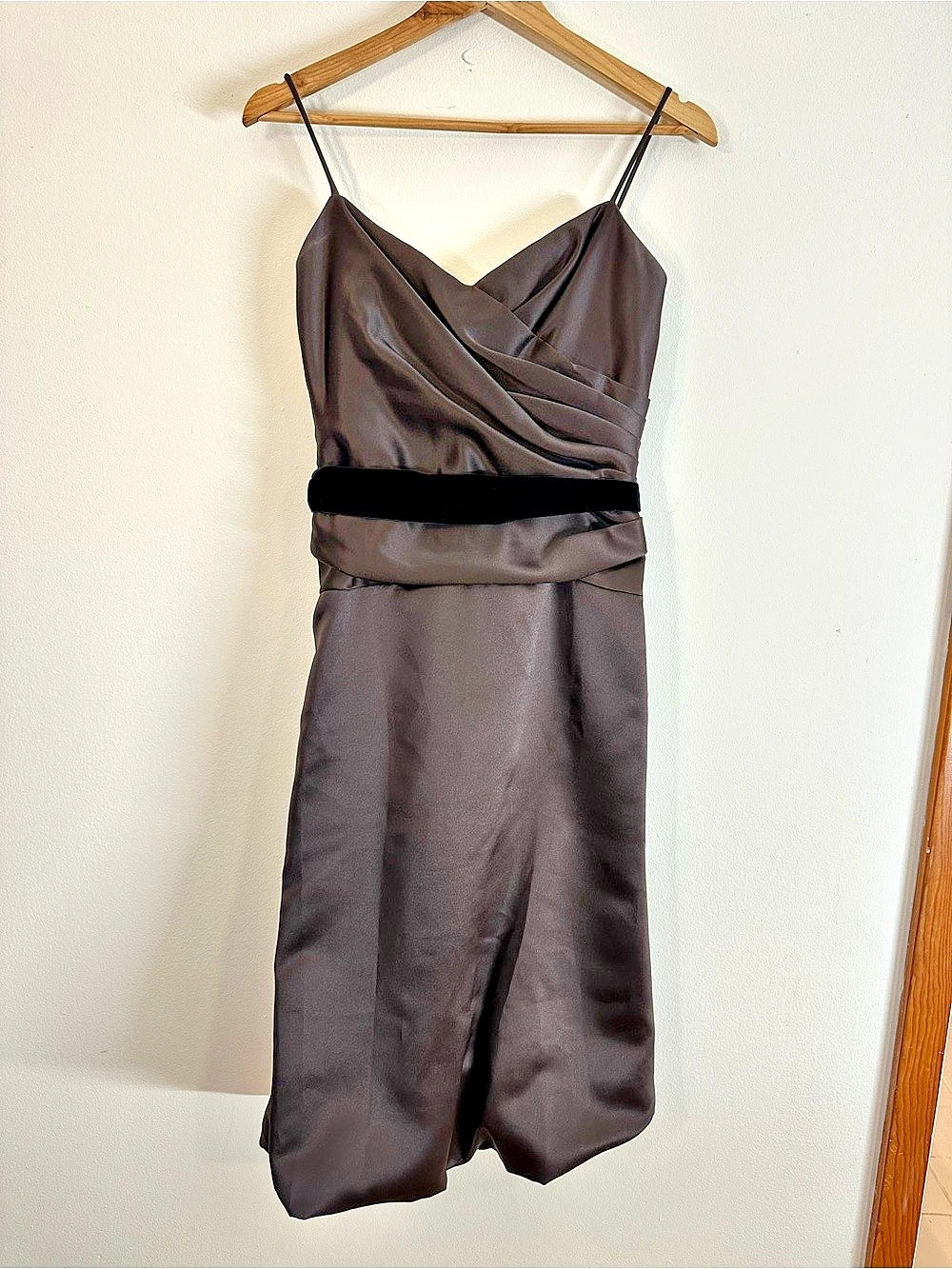 Vera Wang Draped Midi Dress in Brown Size 8 Like New Bridesmaids Dress